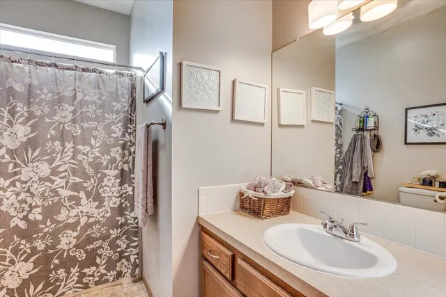 $264,900 | 620 South Stoneridge Street, Valley Center, KS 67147