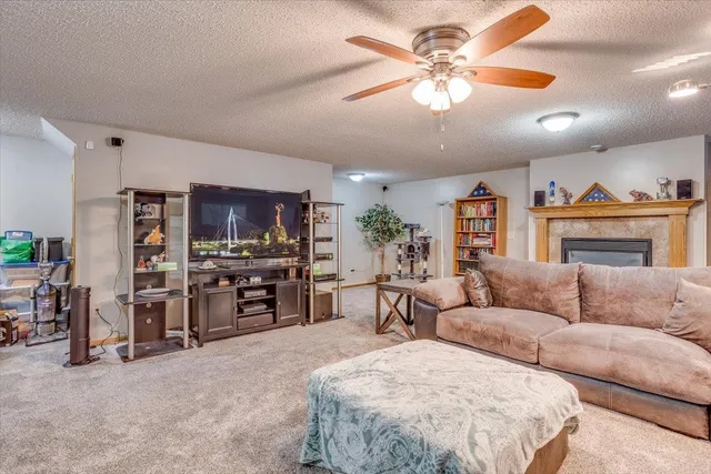 $264,900 | 620 South Stoneridge Street, Valley Center, KS 67147