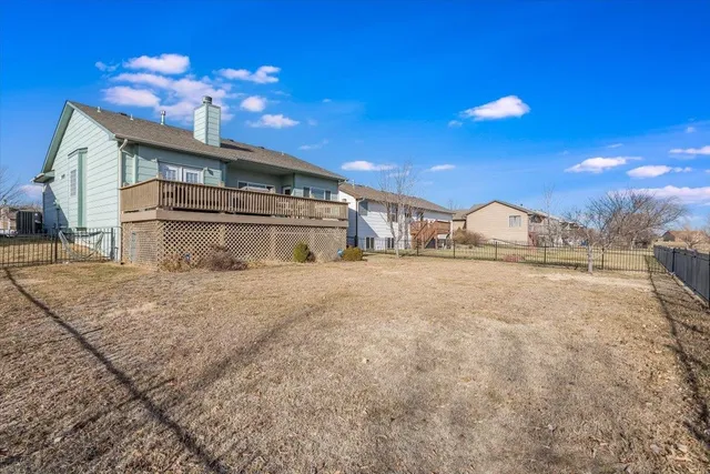 $264,900 | 620 South Stoneridge Street, Valley Center, KS 67147