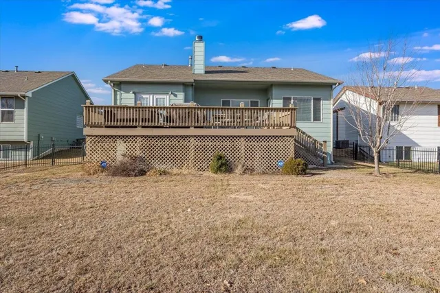 $264,900 | 620 South Stoneridge Street, Valley Center, KS 67147