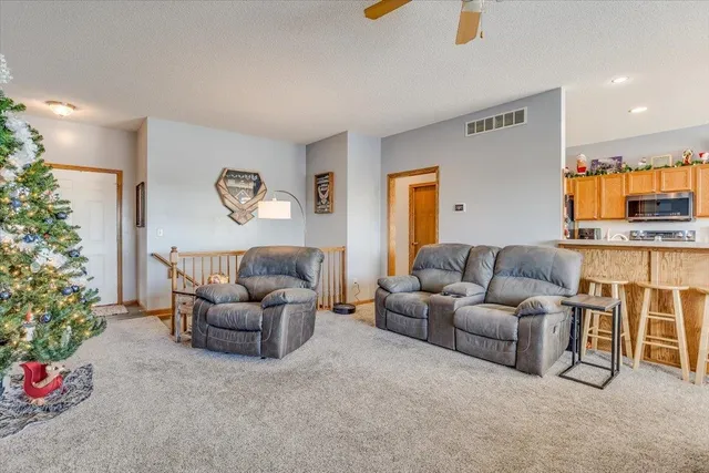 $264,900 | 620 South Stoneridge Street, Valley Center, KS 67147