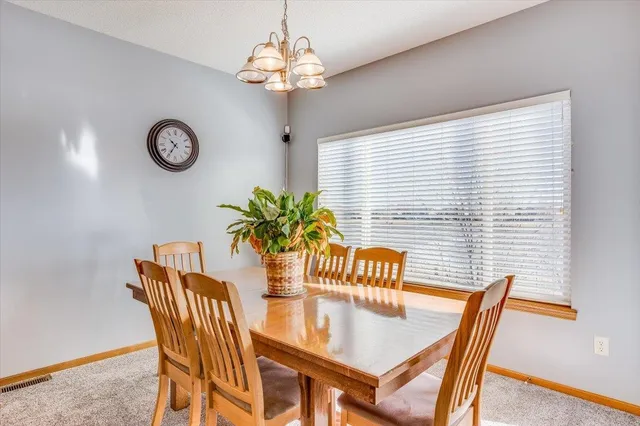 $264,900 | 620 South Stoneridge Street, Valley Center, KS 67147