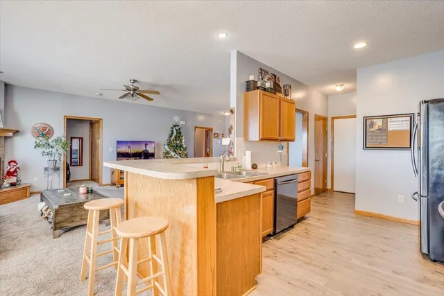 $264,900 | 620 South Stoneridge Street, Valley Center, KS 67147