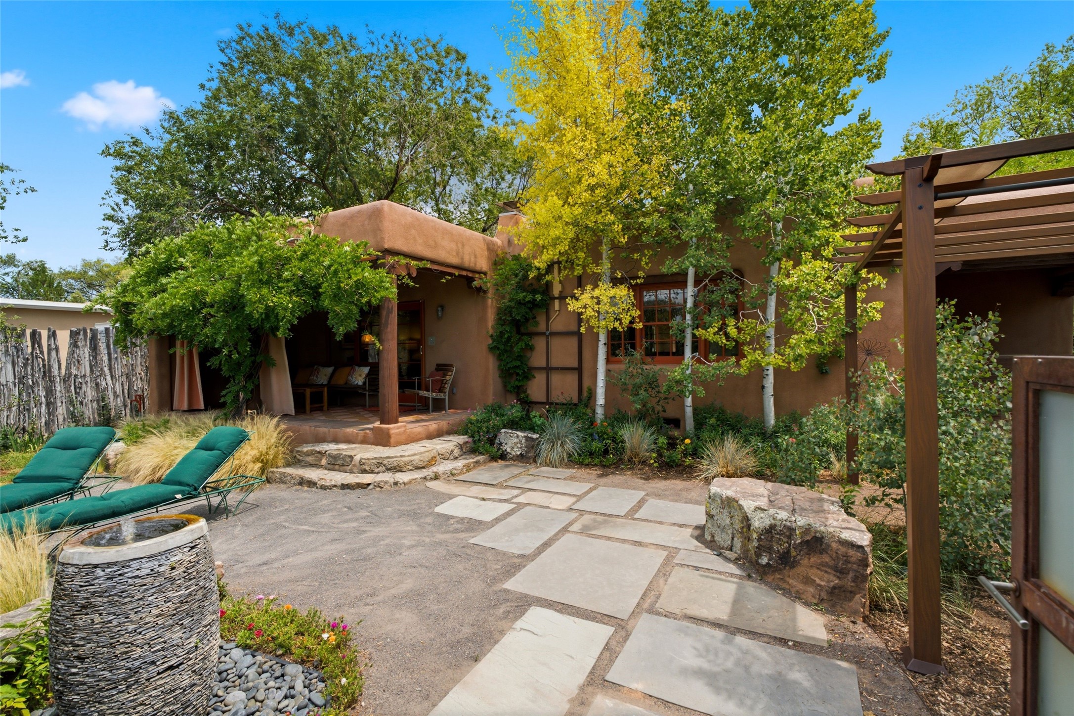 605 Sunset Street Santa Fe, NM 87501 - Photo 4 of 45 Gallery Image 4