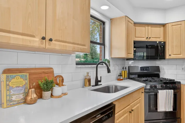 $275,000 | 6649 Black Oak Place, Pensacola, FL 32526