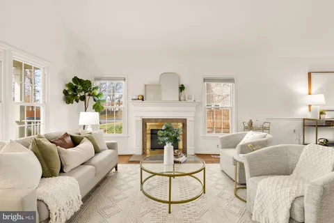 $799,000 | 7448 Ridge Road, Springfield, VA 22153