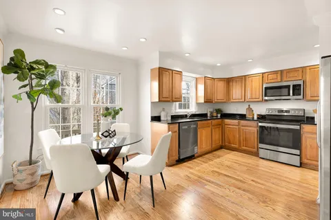 $799,000 | 7448 Ridge Road, Springfield, VA 22153