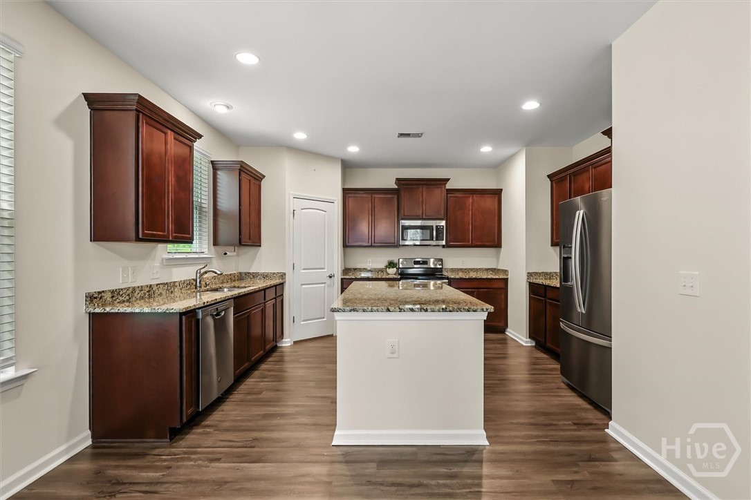 124 Breaklands Court Savannah, GA 31407 - Photo 18 of 56