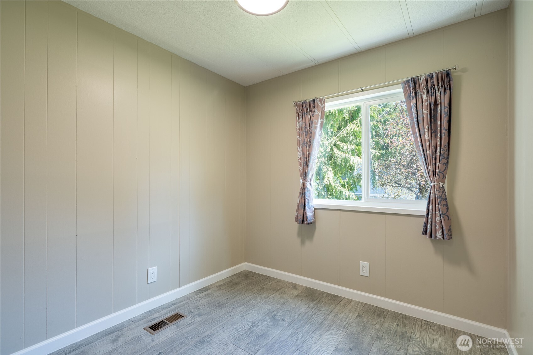 8814 Giles Road, Unit 12 Blaine, WA 98230 - Photo 11 of 17 Gallery Image 11