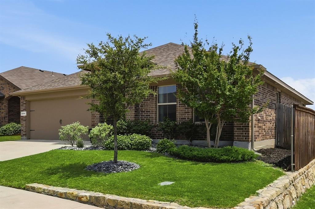 9200 Desertrock Road Fort Worth, TX 76131 - Photo 3 of 36