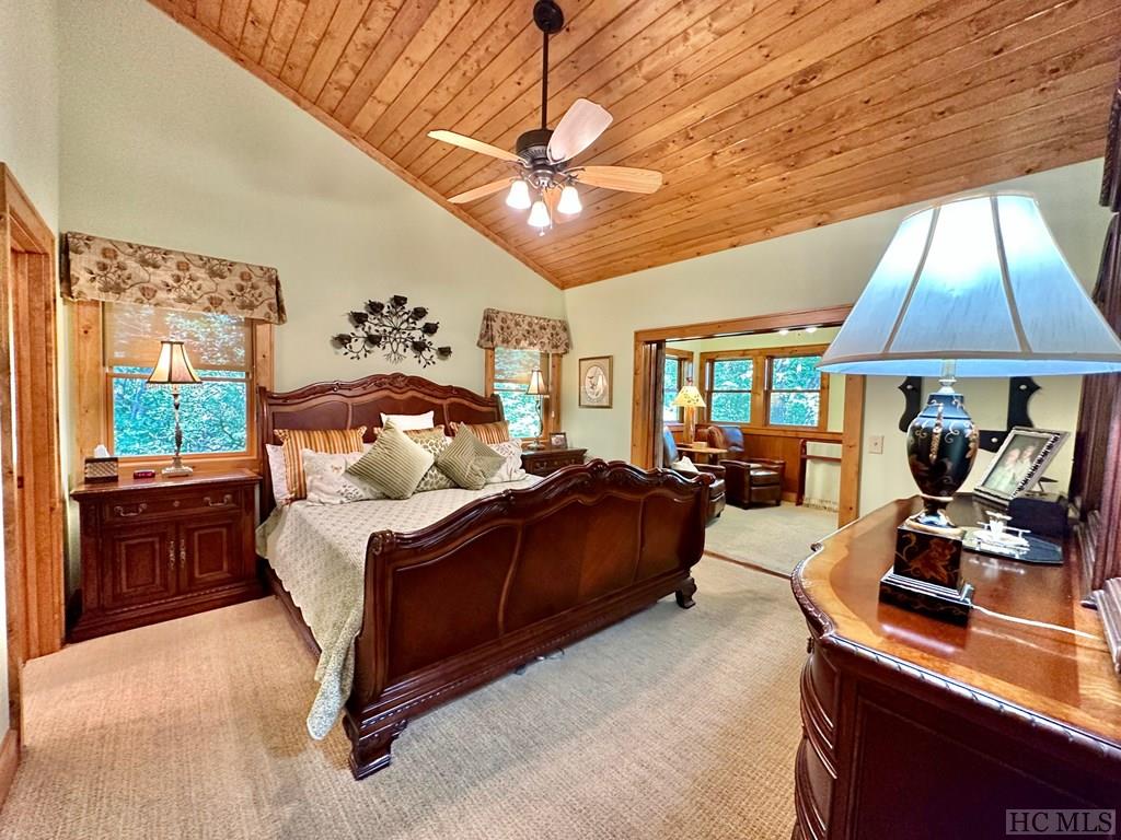 428 Deer Run Road Sapphire, NC 28774 - Photo 20 of 59 Gallery Image 20