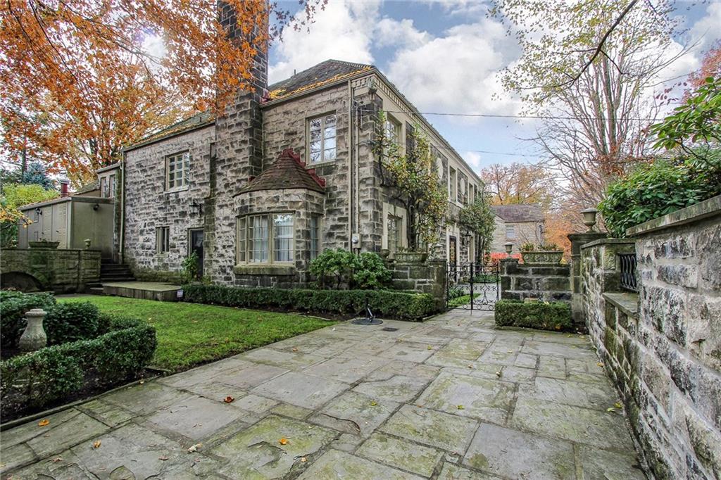 853 Osage Road Pittsburgh, PA 15243 - Photo 3 of 25 Gallery Image 3