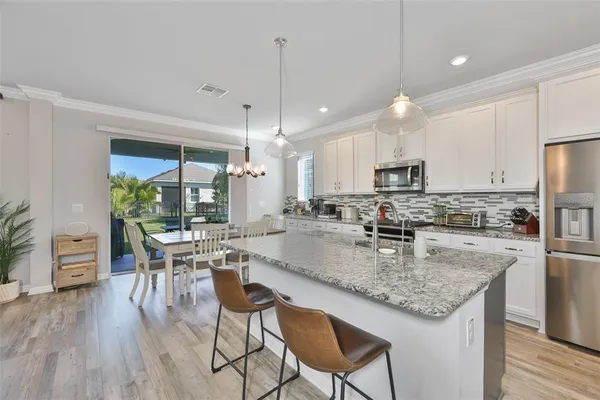 $429,000 | 7204 Paradiso Drive, Apollo Beach, FL 33572