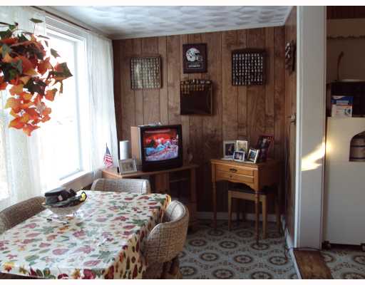 585 Stafford Road Tiverton, RI 02878 - Photo 7 of 12 Dining Room.