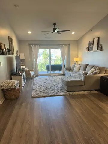 $242,900 | 307 Westwind Lane, Lawrenceburg, IN 47025