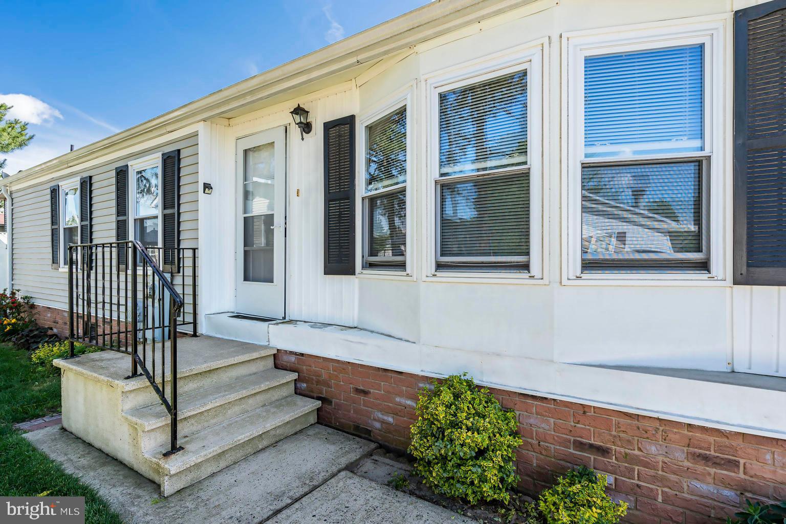 19 Pine Ridge Boulevard Whiting, NJ 08759 - Photo 1 of 27