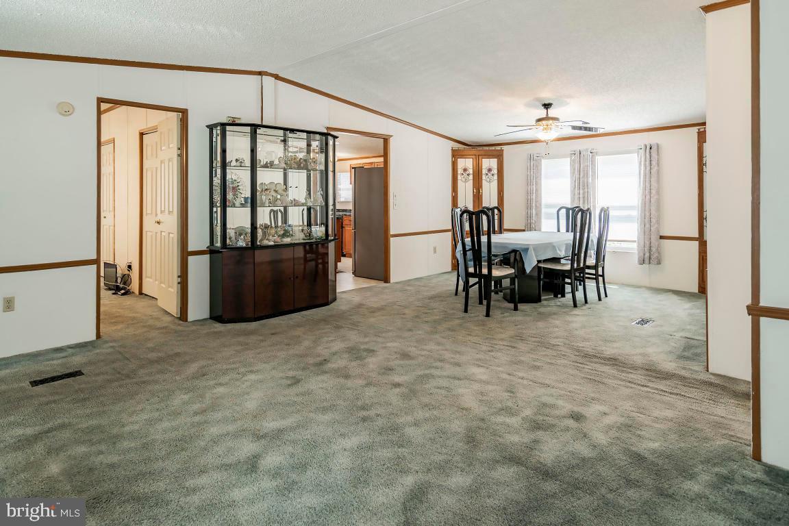 19 Pine Ridge Boulevard Whiting, NJ 08759 - Photo 5 of 27