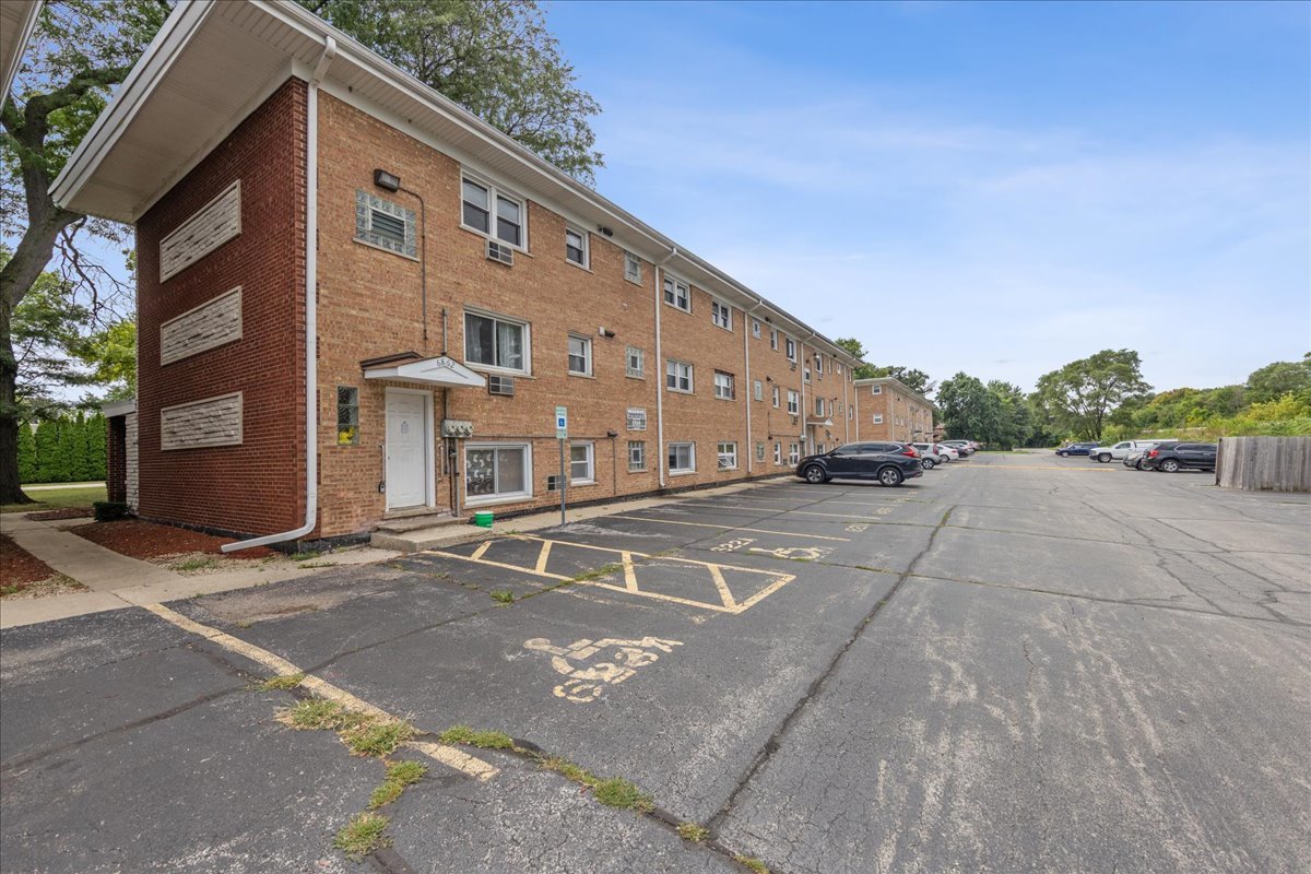 6862 West Lode Drive, Unit 2A Worth, IL 60482 - Photo 14 of 14