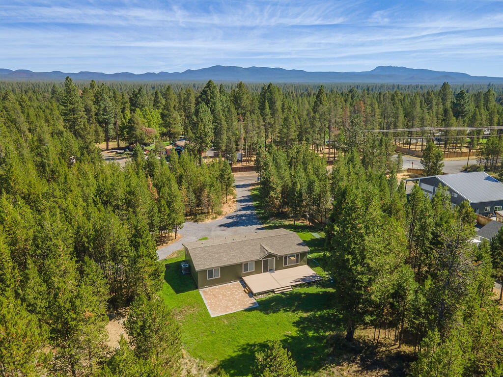 55053 Tamarack Road Bend, OR 97707 - Photo 37 of 41 37