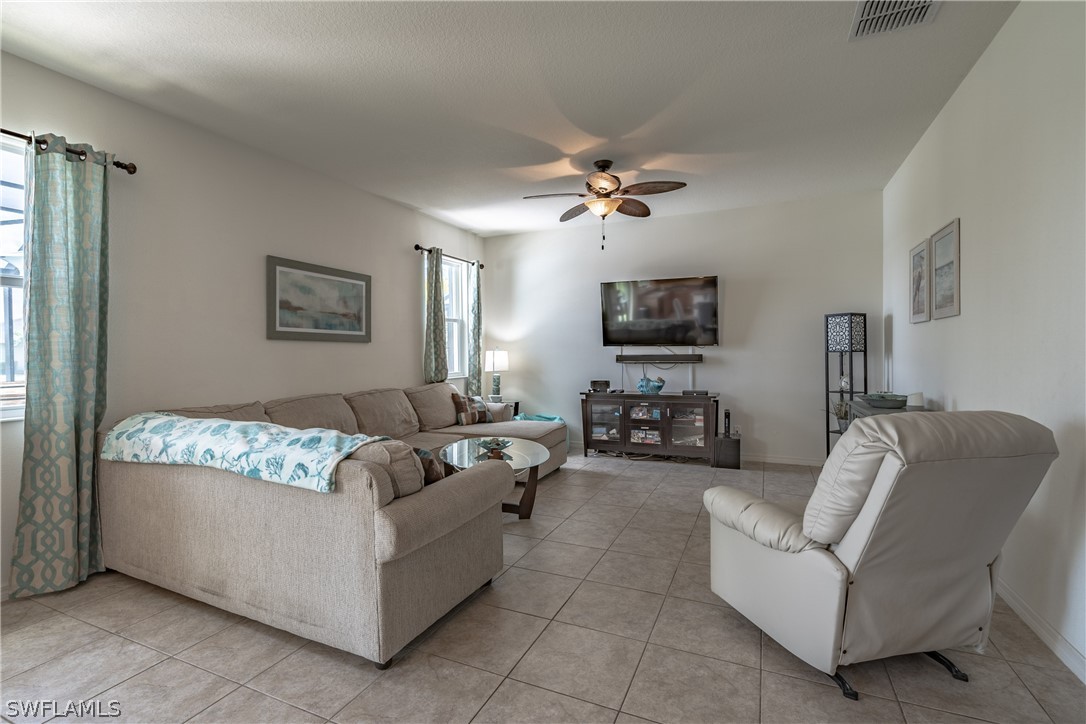 10171 Winding River Road Punta Gorda, FL 33950 - Photo 4 of 26 Gallery Image 4
