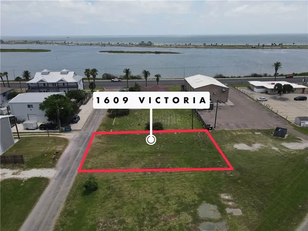$165,000 | 1609 Victoria Avenue, Rockport, TX 78382