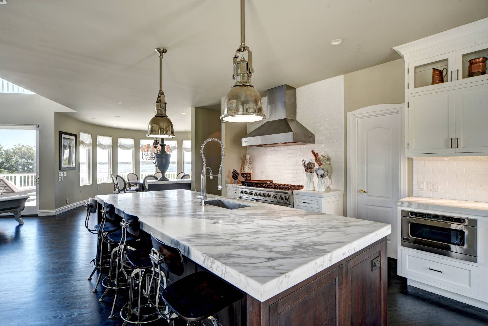 86 Dune Road Bridgehampton, NY 11932 - Photo 7 of 30
