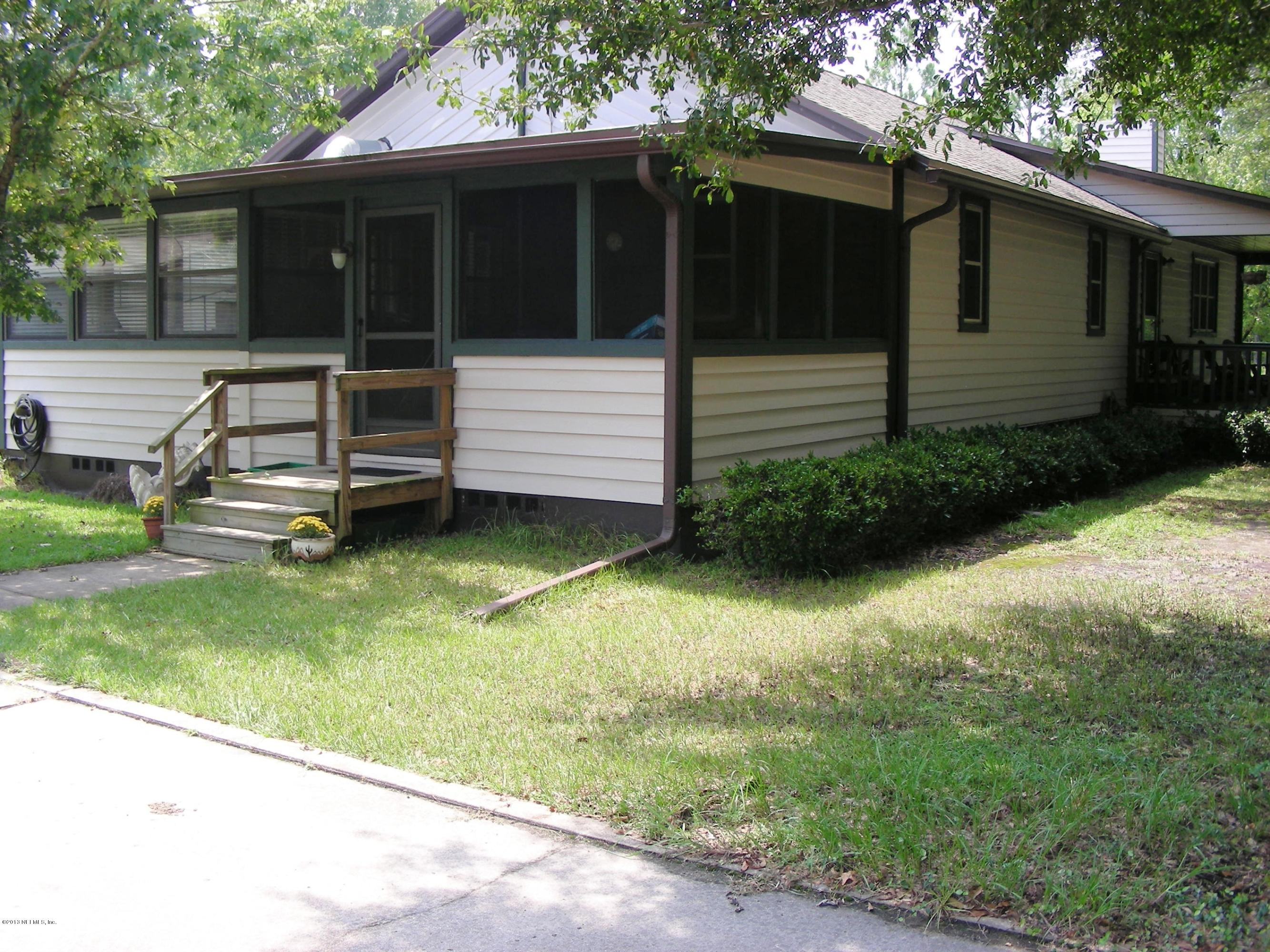 8904 Alligators Road Jacksonville, FL 32219 - Photo 3 of 20 screened patio Florida room