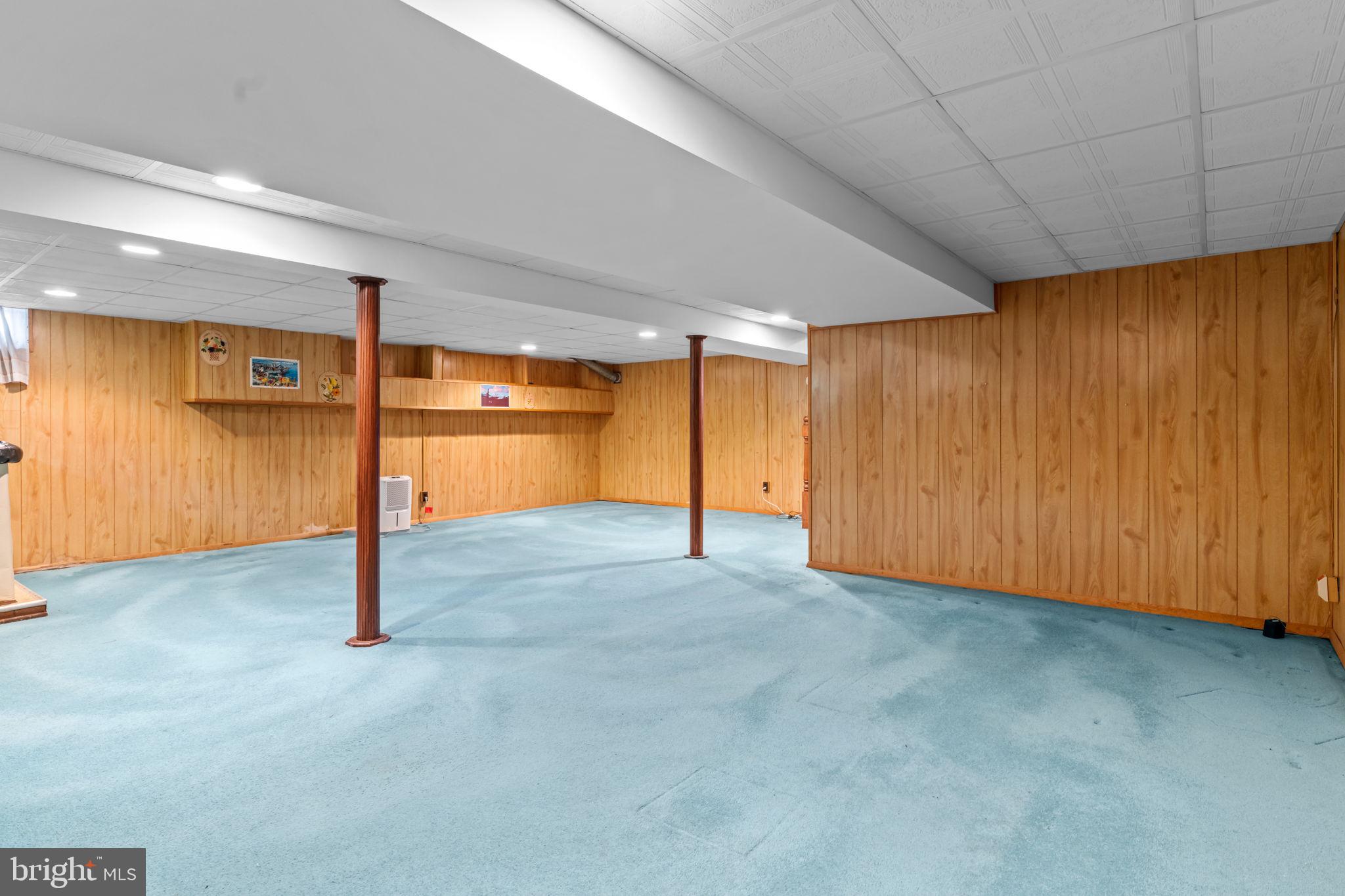 110 Linda Avenue Delran, NJ 08075 - Photo 22 of 26 a view of a livingroom with a building