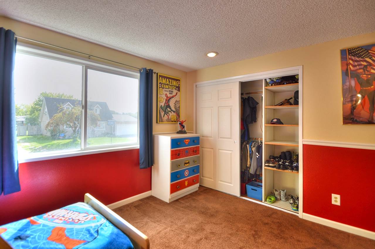 4423 North Vercler Road Spokane Valley, WA 99216 - Photo 9 of 20 Gallery Image 9