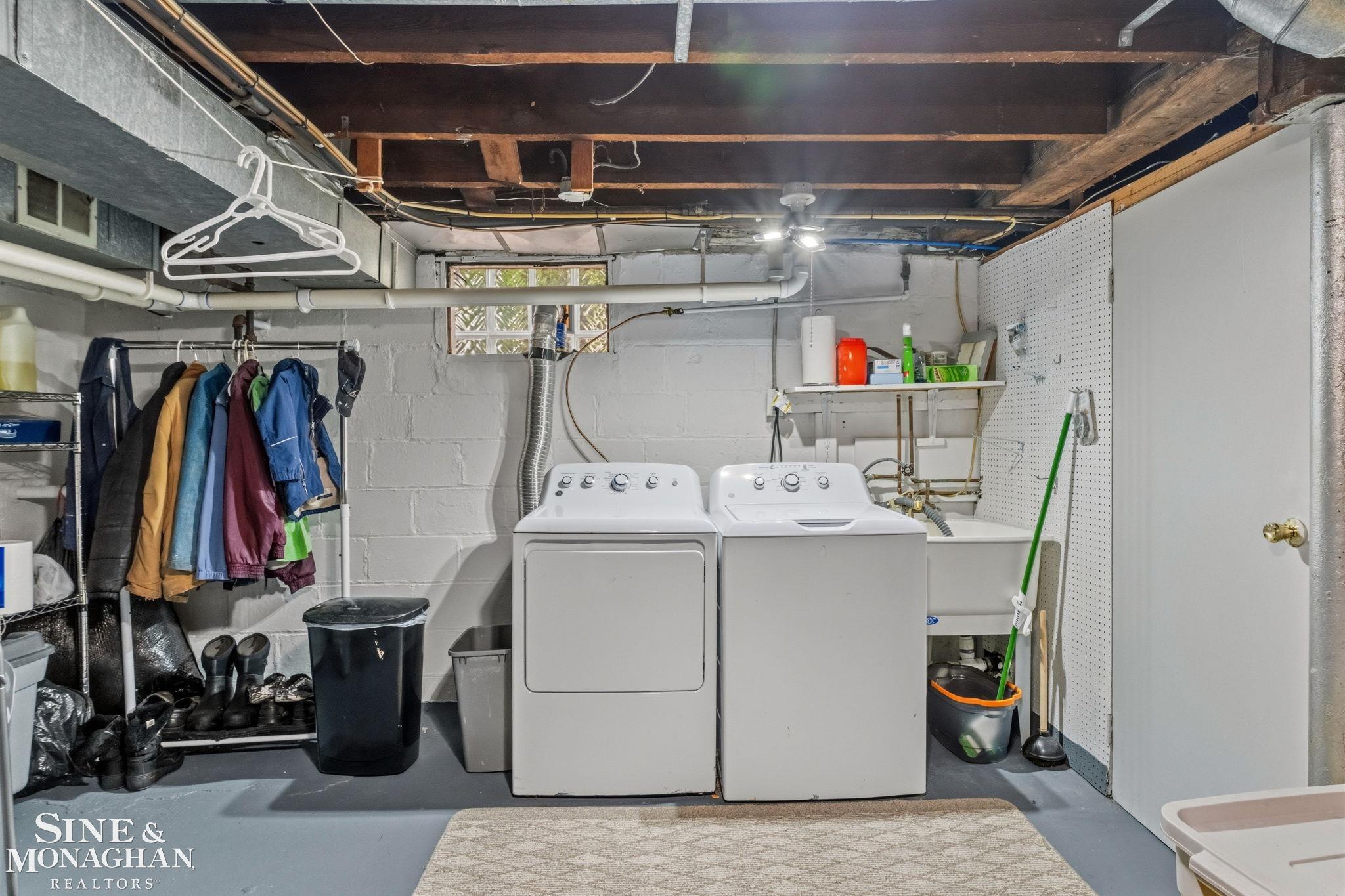 134 Kerby Road Grosse Pointe, MI 48236 - Photo 40 of 69 50213365-119dfd43-4f18-4c87-983d-277e795c2780.JPG