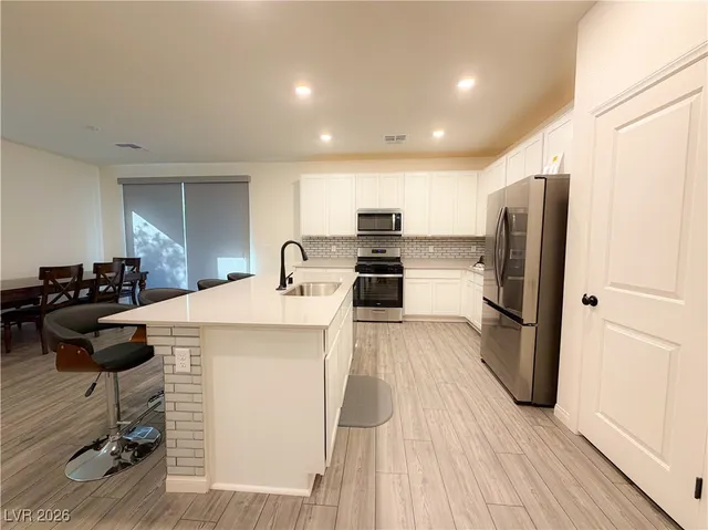 $2,645 | 9827 Cluny Avenue, Las Vegas, NV 89178