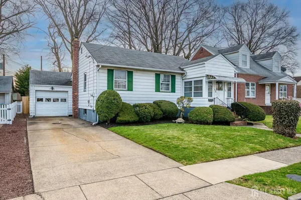 $474,900 | 74 Bloomfield Avenue, Edison, NJ 08837