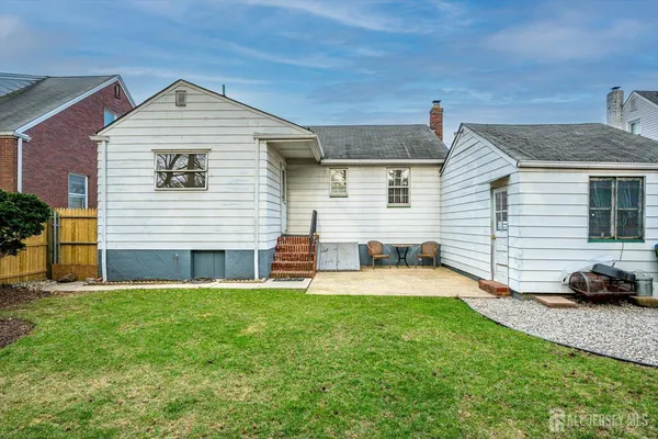 $474,900 | 74 Bloomfield Avenue, Edison, NJ 08837