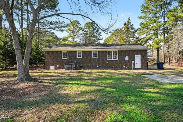 $249,000 | 503 Laurel Drive, Smithfield, NC 27577