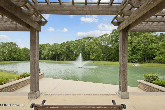 $299,900 | 122 Chloe Street, Broussard, LA 70518