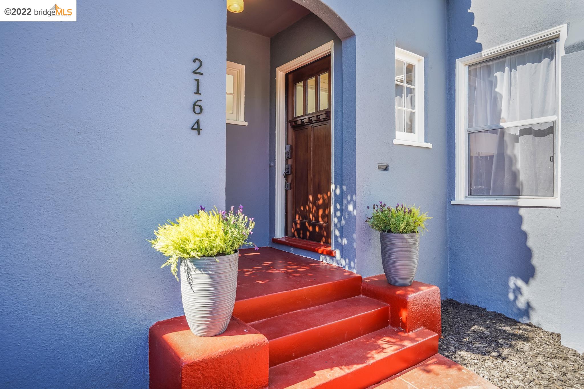 a vase of flowers sitting on a table