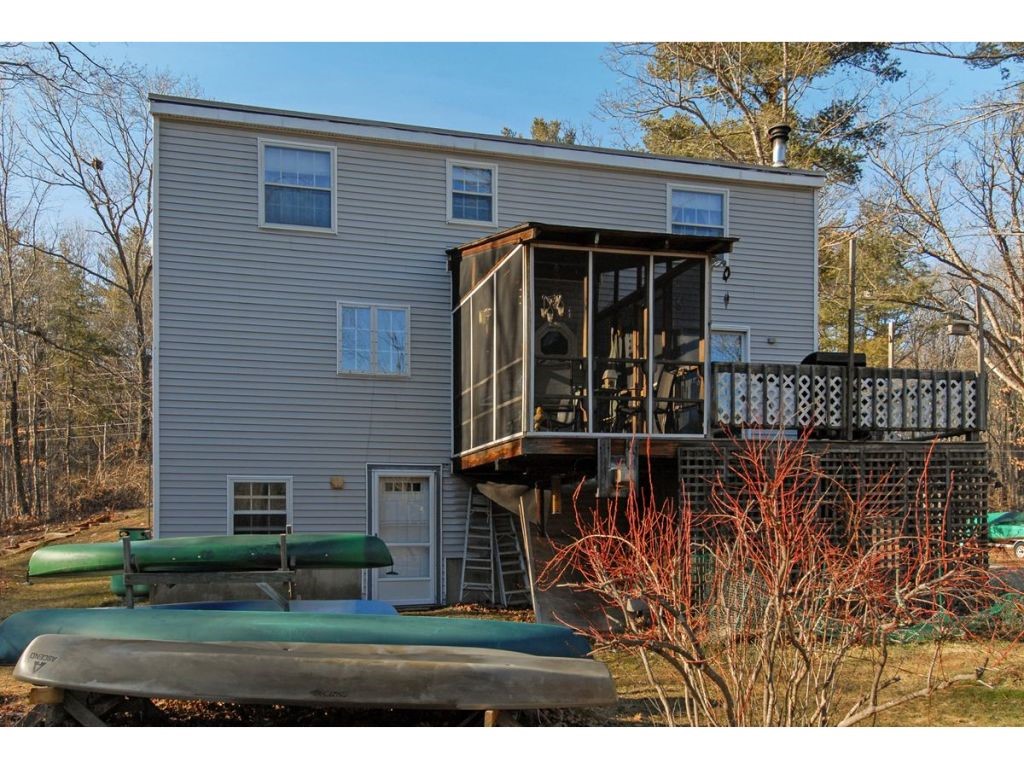 109 Depot Road Hampstead, NH 03841 - Photo 5 of 30