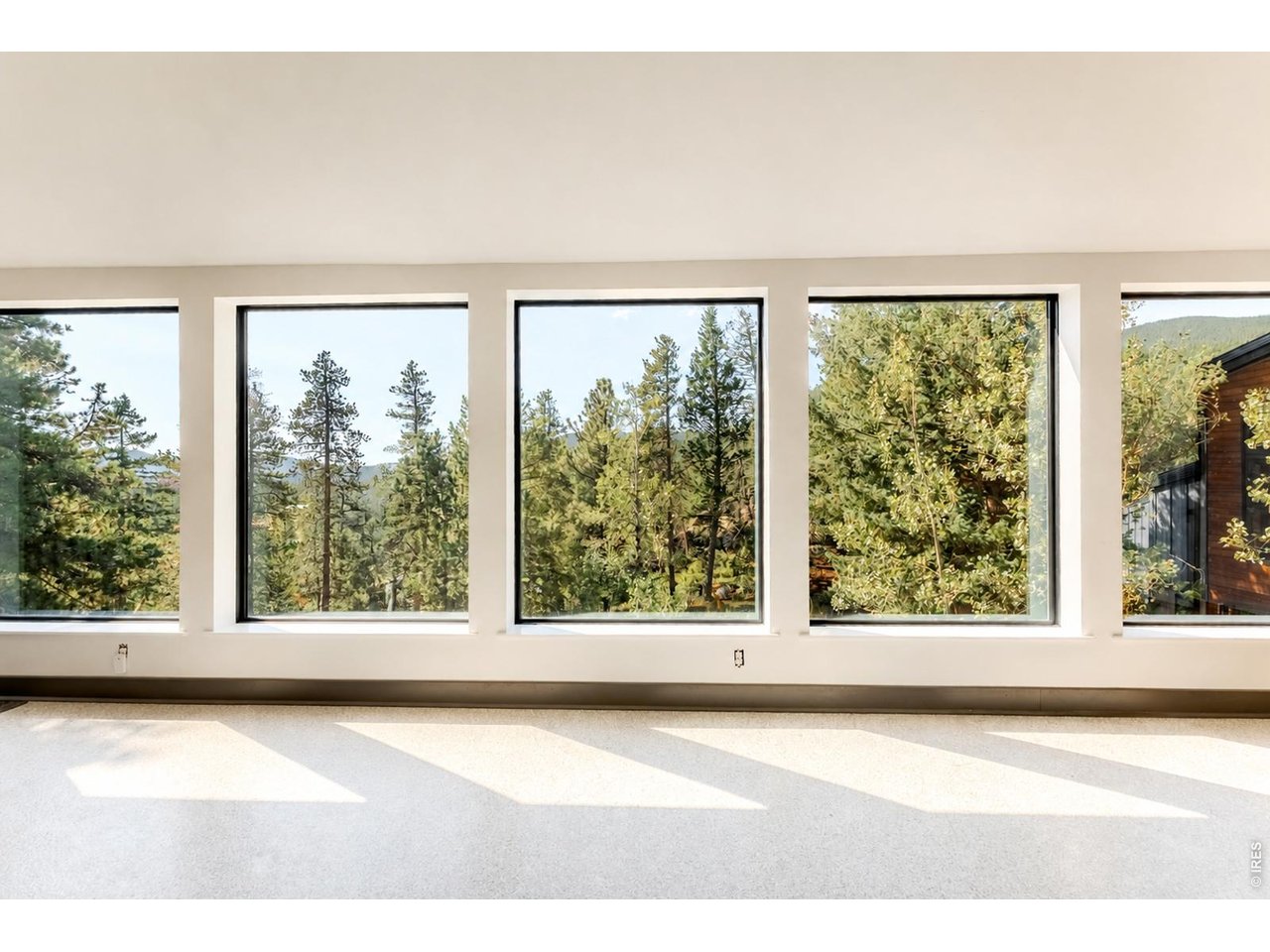 34922 Pine Ridge Road Golden, CO 80403 - Photo 31 of 48 Gallery Image 31