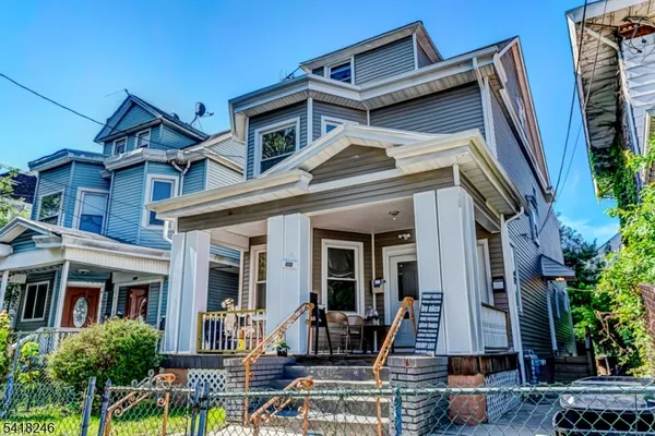 $2,300 | 468 Park Avenue, Unit 2, Paterson, NJ 07504