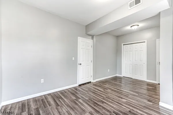 $2,300 | 468 Park Avenue, Unit 2, Paterson, NJ 07504