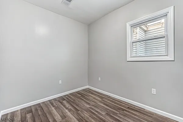 $2,300 | 468 Park Avenue, Unit 2, Paterson, NJ 07504