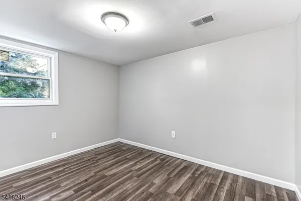 $2,300 | 468 Park Avenue, Unit 2, Paterson, NJ 07504