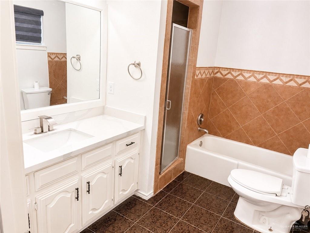 2401 South Jackson Road, Unit 18 Pharr, TX 78577 - Photo 8 of 13 Gallery Image 8
