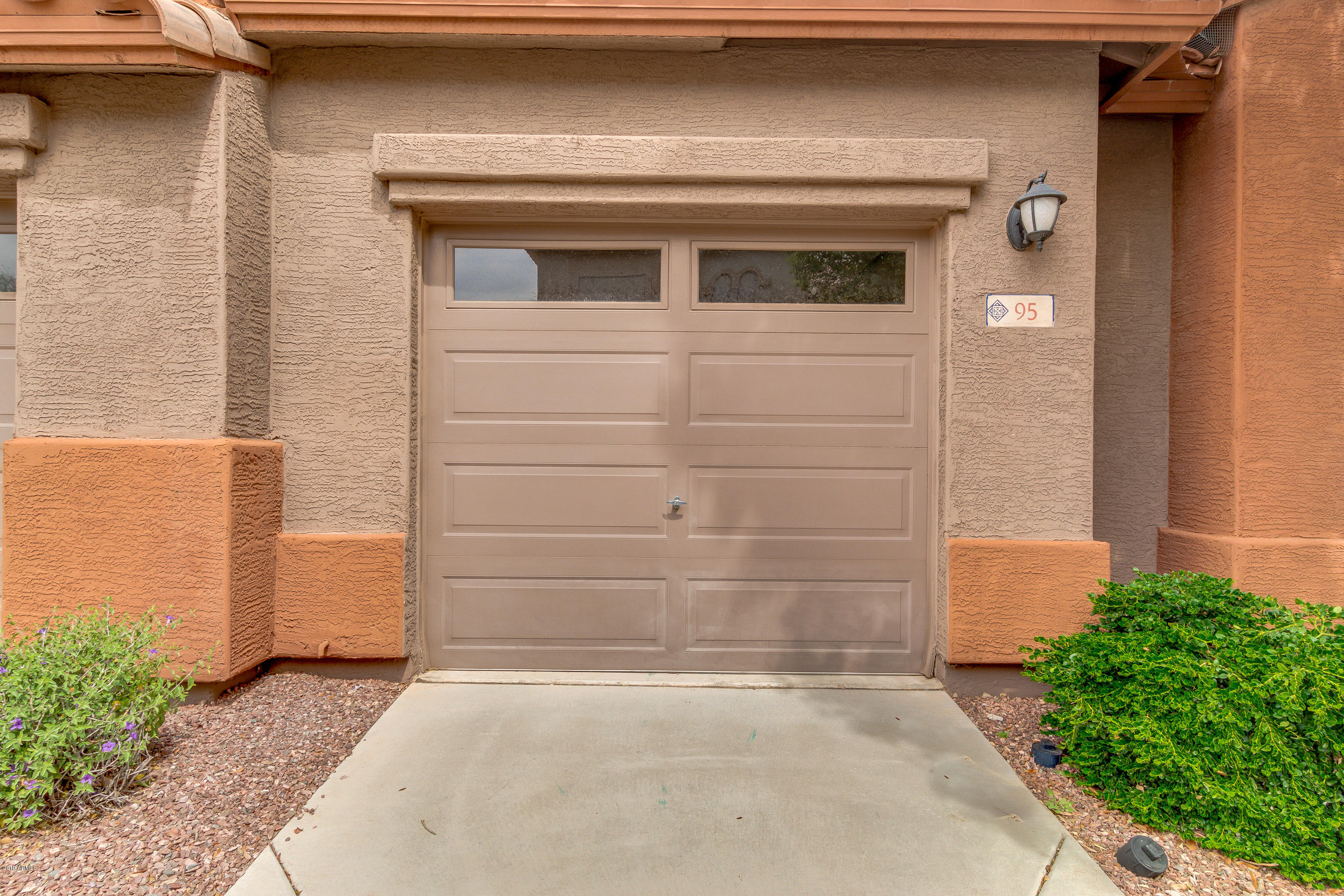 2600 East Springfield Place, Unit 95 Chandler, AZ 85286 - Photo 2 of 41 02-Springfield