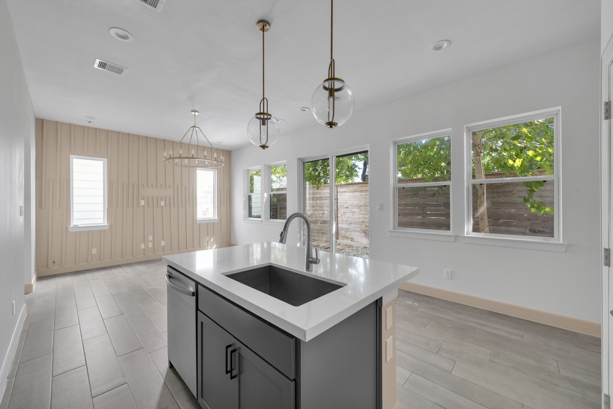 9551 Neuens Road, Unit B Houston, TX 77080 - Photo 8 of 35