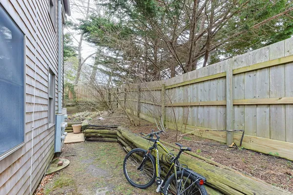 $725,000 | 1 Seashore Park Drive, Unit 1, Provincetown, MA 02657
