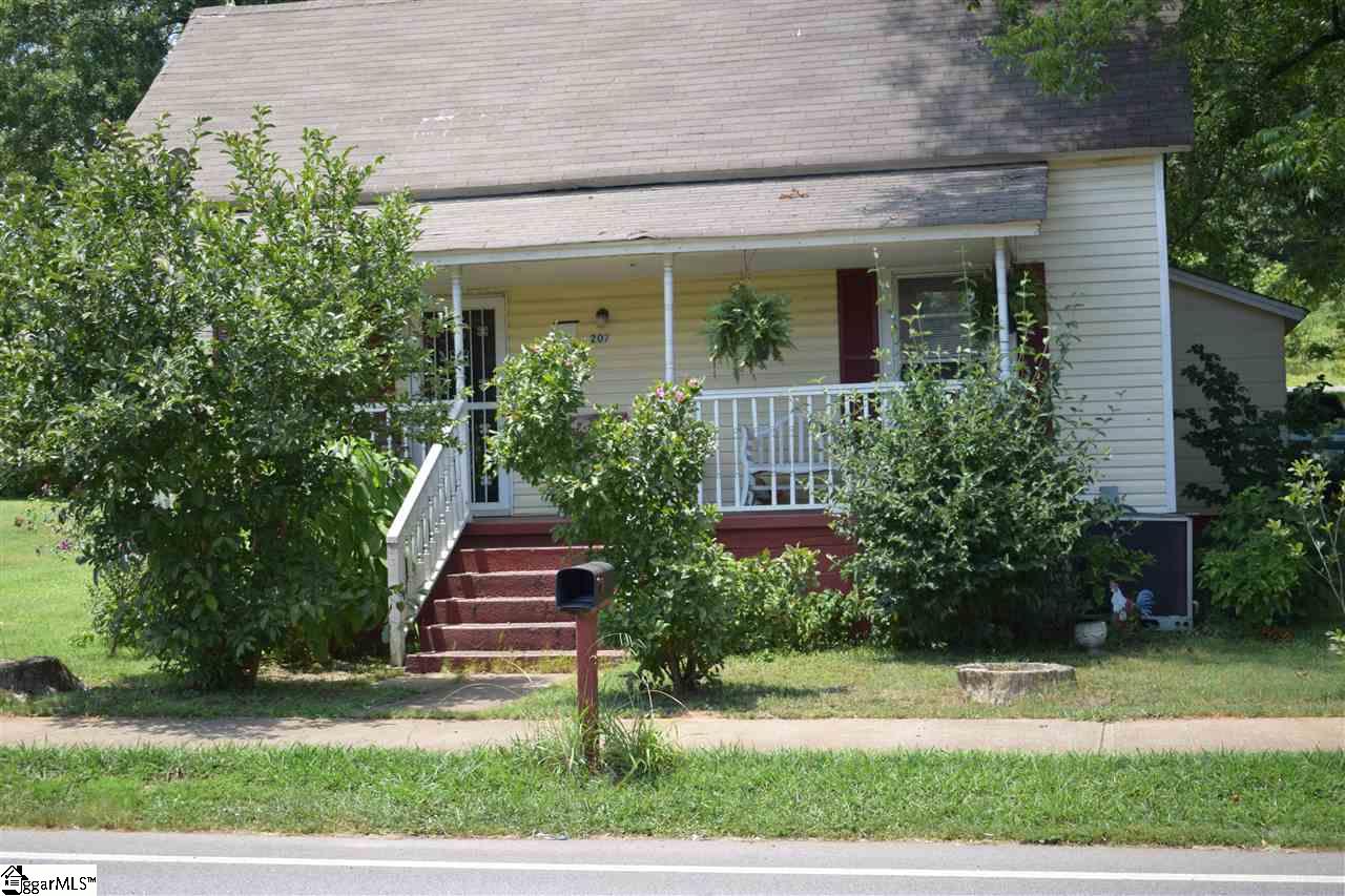 207 Front Street Easley, SC 29640 - Photo 1 of 9 Gallery Image 1