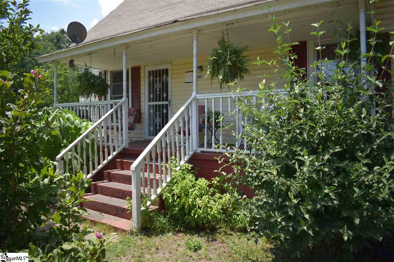 207 Front Street Easley, SC 29640 - Photo 3 of 9 Gallery Image 3