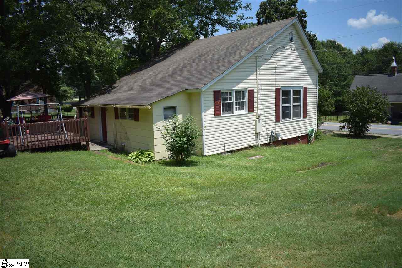 207 Front Street Easley, SC 29640 - Photo 5 of 9 Gallery Image 5
