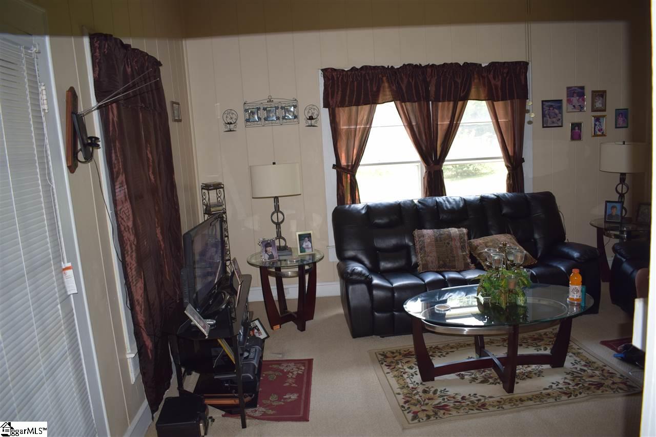207 Front Street Easley, SC 29640 - Photo 6 of 9 Gallery Image 6